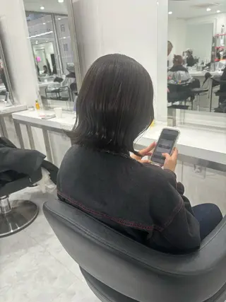 ミディアム まろっと艶感ブラウン ベージュ🤍まなかのヘアスタイル