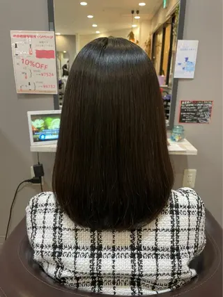 セミロング マスイ カイセイのヘアスタイル