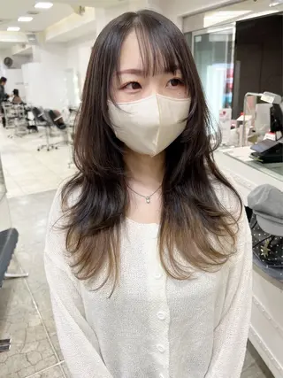 ロング カラー ウルフ🤍渋谷 🤍Mizukiのヘアスタイル