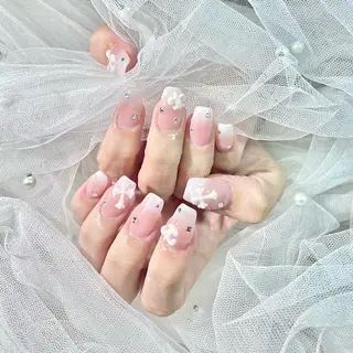 ネイル Jr.ネイリスト🤍 【Alissa】新栄のネイルデザイン