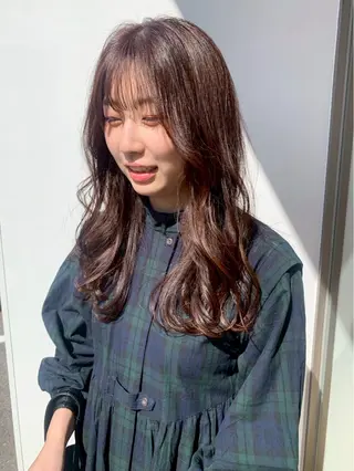 ロング カラー 沖野 莉央のヘアスタイル