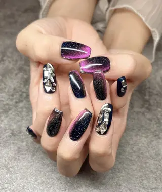 ネイル R inのネイルデザイン