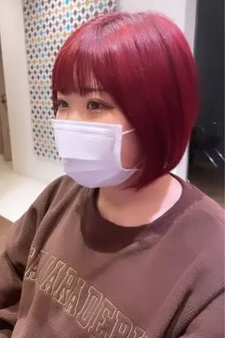 カラー 渡部 優衣のヘアスタイル