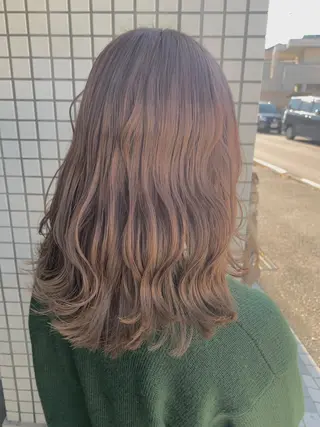 カラー 🌷かわばた めい🌷のヘアスタイル