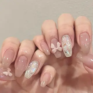 ネイル うるキラ✨ワンホン yuka🥂のネイルデザイン