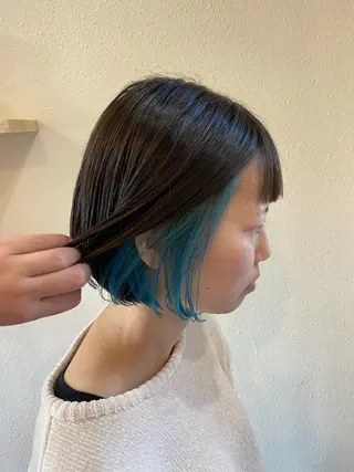 ミディアム カラー 中川 茜里のヘアスタイル