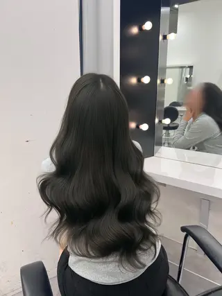 ロング しゅういち/赤み消し カラー特化のヘアスタイル