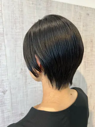 ショート 藤岡 瑚乃美のヘアスタイル