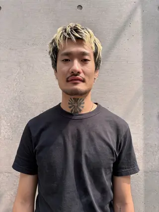ショート メンズ専門ブリー チカラー⚡️リュウジのヘアスタイル
