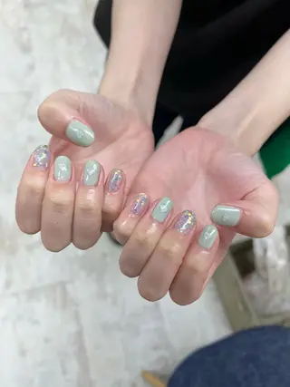 ネイル 吉田 里菜のネイルデザイン