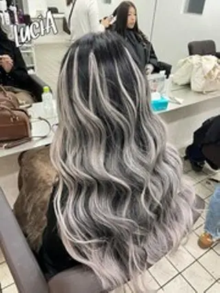 ロング ヘアアレンジ カラー LuciAエクステ カラー3000セラのヘアスタイル