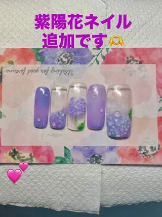 ネイル 新宿ネイルサロン ジェミディローサのネイルデザイン