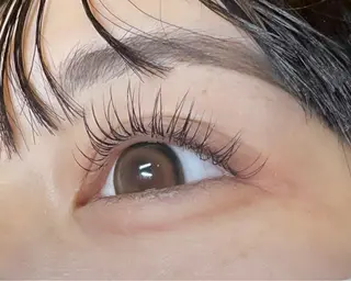 マツエク・マツパ Eyelash Salon Mooo 千葉店所属・笹岡 朋夏のマツエク・マツパデザイン