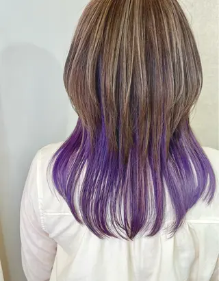 セミロング カラー 派手髪デザインカラー ヒロカのヘアスタイル