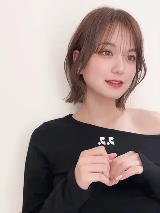 ショート カラー 小顔ボブ jilblanカホのヘアスタイル
