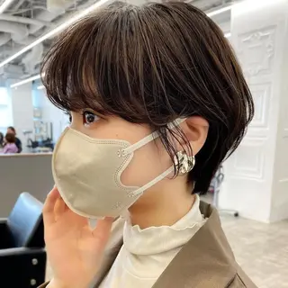 ショート パーマ レイヤーカット/透 明感カラー/西田祐賀のヘアスタイル