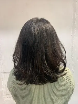 ミディアム 山梨 慶斗のヘアスタイル