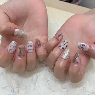 ネイル マキノ ユイのネイルデザイン