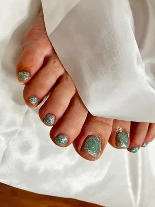 ネイル 高木 維麗絲のネイルデザイン