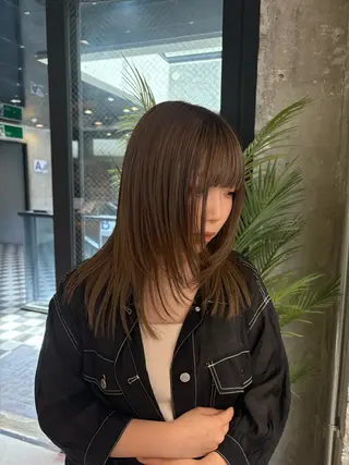 ミディアム カラー KAEDE🌺Wカ ラー/ホワイトカラーのヘアスタイル