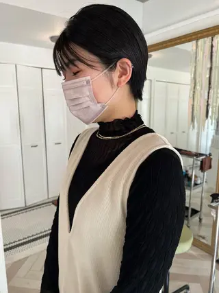 ショート ブリーチカラー🎀 韓国風/寺門美優のヘアスタイル