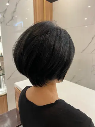 ショート 村中 逸紀のヘアスタイル