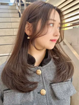 セミロング カラー 縮毛矯正✨🫧 レイヤー川村利幸のヘアスタイル