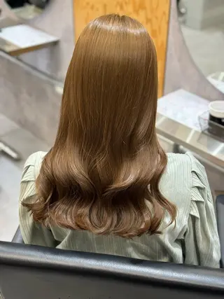 ミディアム shes梅田 はまもとのヘアスタイル