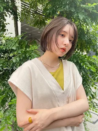 ショート カラー mei|顔まわり ×透明感カラーのヘアスタイル