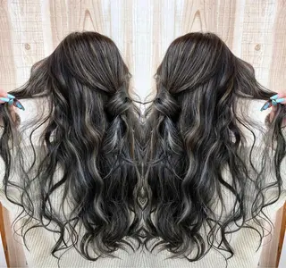 ロング カラー 山崎 翼のヘアスタイル