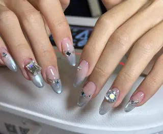 ネイル エリ🫧 nail池袋東口のネイルデザイン
