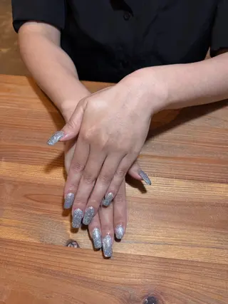 ネイル Nes.nail 那覇松山のネイルデザイン