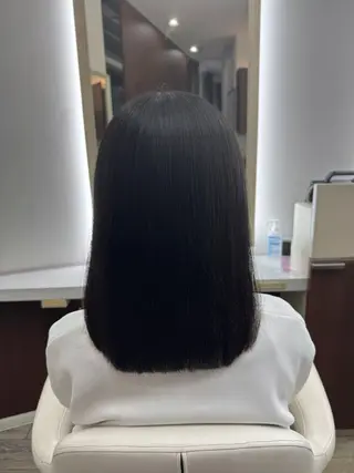 ミディアム 大橋 由莉子のヘアスタイル