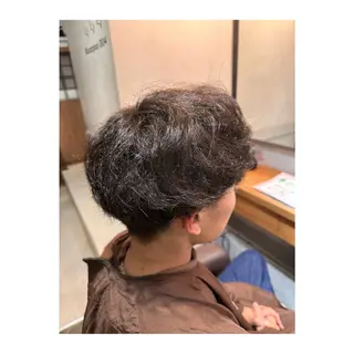 ショート パーマ メンズ 髪質改善 すずきひじりのヘアスタイル