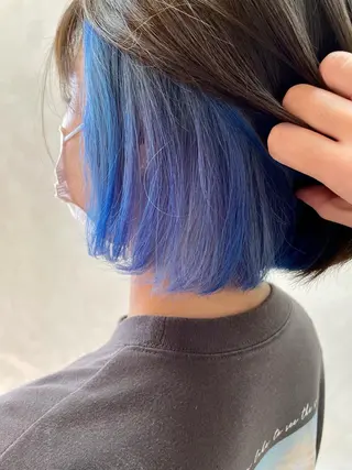ショート カラー 加藤 遥花のヘアスタイル