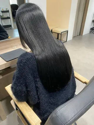 ロング 東田 恋のヘアスタイル