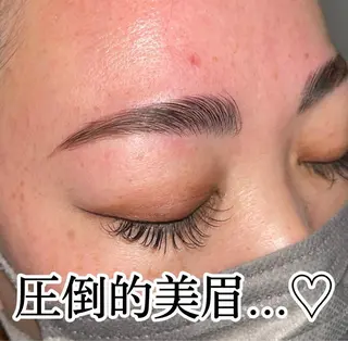 アイブロウ Mumu眉毛,ネイル モデル募集中🪄のネイルデザイン