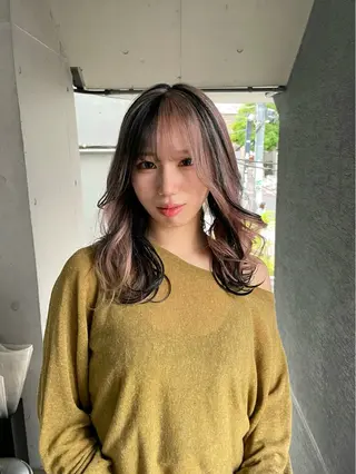 カラー ミルクティーベージュ ブリーチ🖤サヤカのヘアスタイル