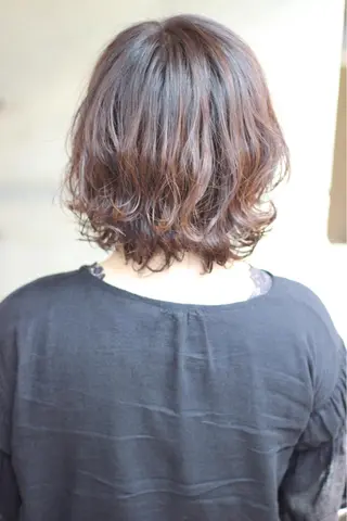 ミディアム カラー パーマ ヘアアレンジ 成松 勇治のヘアスタイル