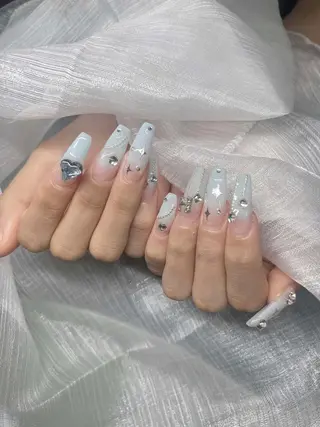 ネイル Lee Nailsのネイルデザイン