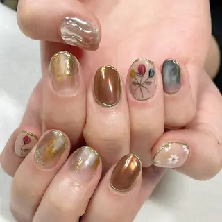 ネイル 東 千夏のネイルデザイン