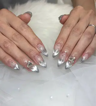 ネイル MAMIネイリスト UNELMA所属のネイルデザイン