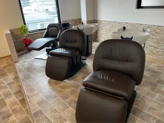 ヘアカラー&縮毛矯正 STAR☆RIVERのヘアスタイル