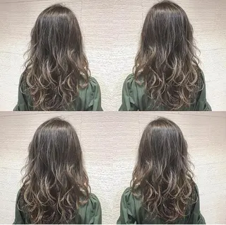 ロング カラー ヘアアレンジ 白髪ぼかしハイライト 茗荷谷駅徒歩2分のヘアスタイル