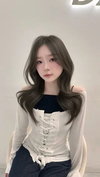 ロング カラー 上品モテヘア🩶 karen🩶のヘアスタイル