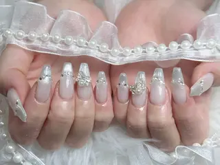 ネイル Julli NailStudioのネイルデザイン