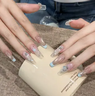 ネイル D-BEAUTY Nailsalonのネイルデザイン