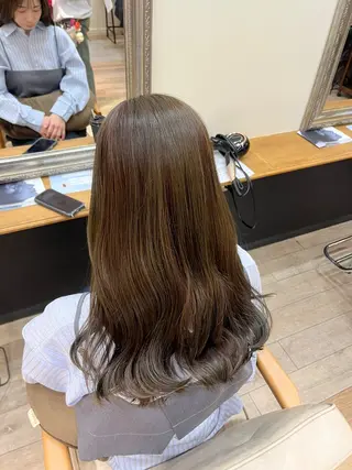 ロング みゆ/ カラーリスト🎀のヘアスタイル