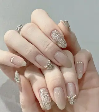ネイル MoonNail ユリ🌸のネイルデザイン