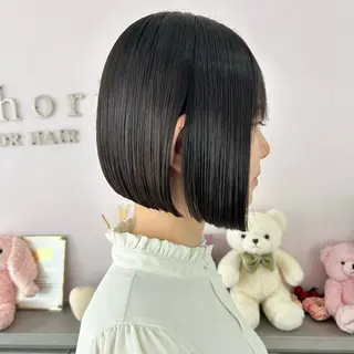 ショート ボブ×艶髪｜ 艶カラー🩶石橋怜大のヘアスタイル